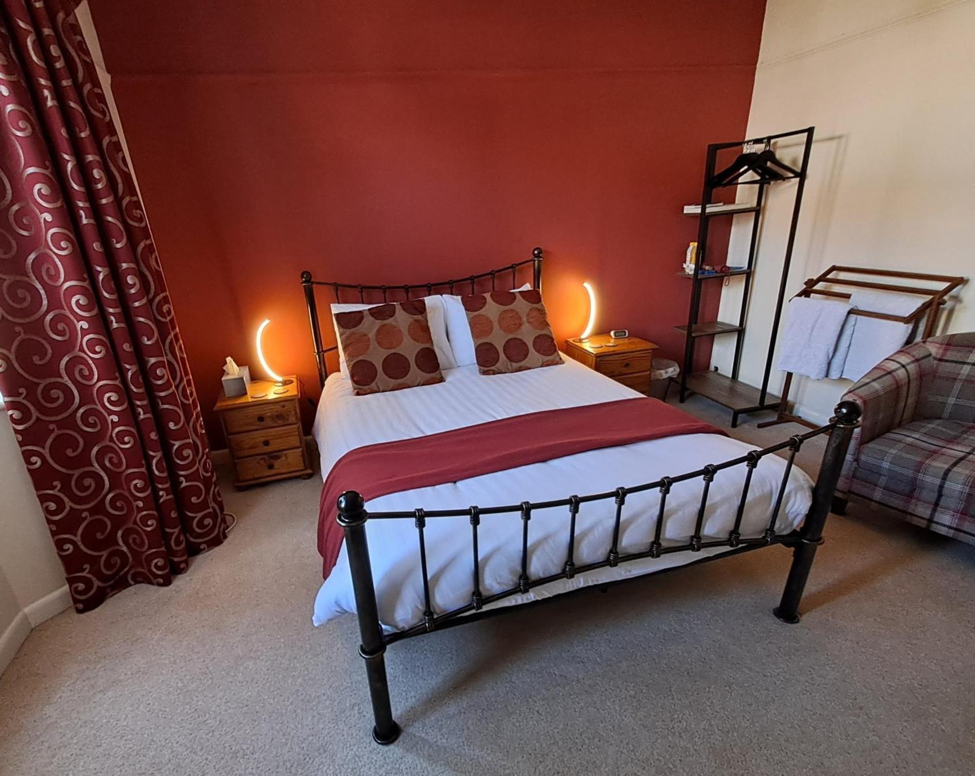 Quiet Comfortable Patcham Studio Free Parking Hallway Shared With Host Apartment Brighton Exterior photo